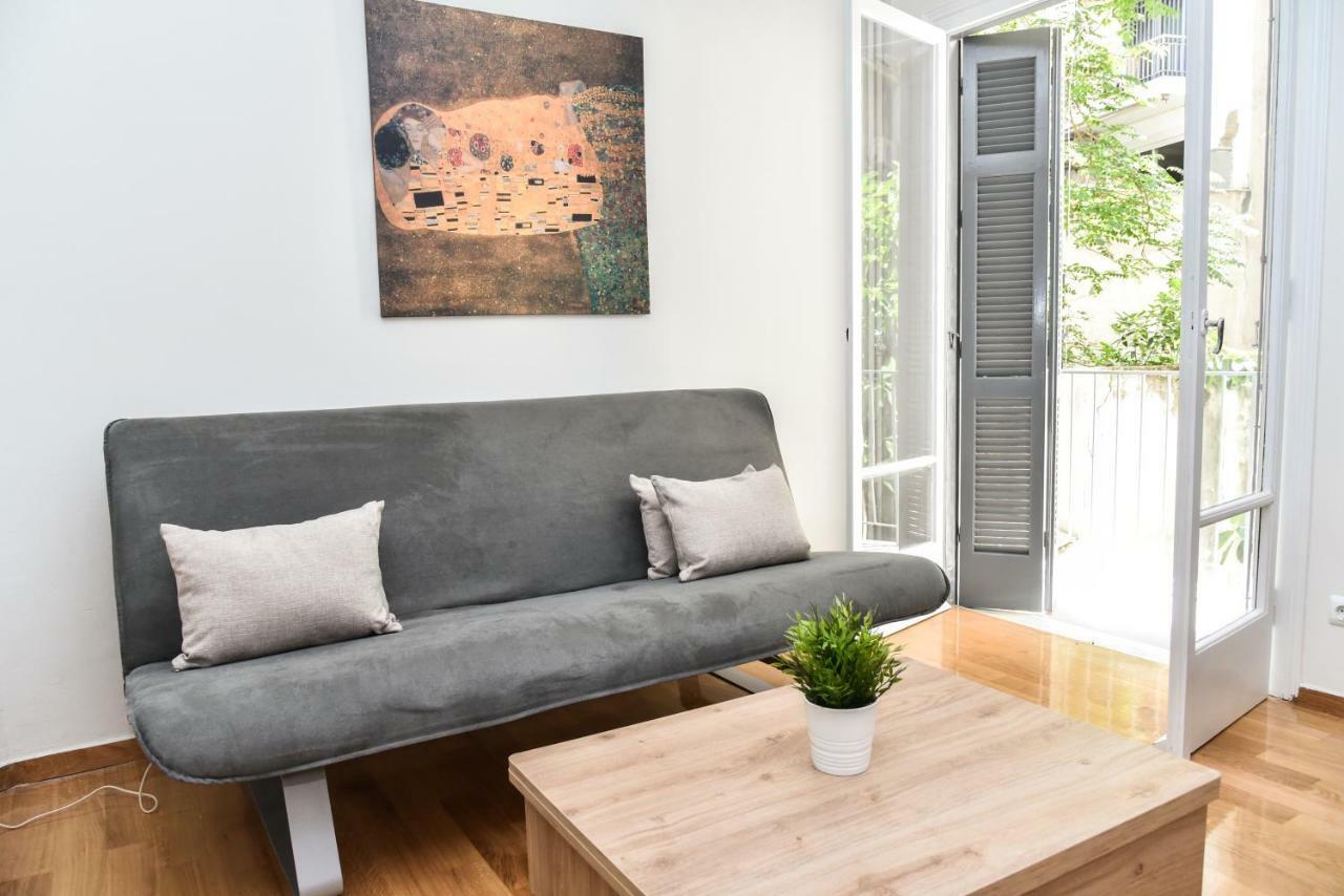 Warm Apartment At Exarchia 1 Bed 2 Pers Atény Exteriér fotografie